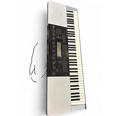 Used Casio WK220 Portable Keyboard
