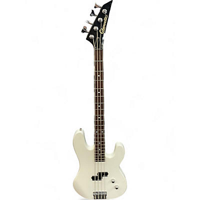 Used Charvette By Charvel 400 SERIES Antique White Electric Bass Guitar