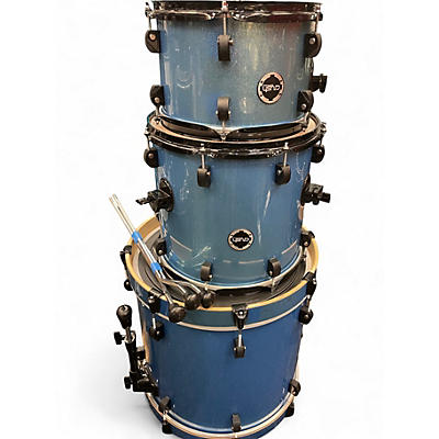Used Crush Drums & Percussion 3 Piece Chameleon Ash Light Blue Sparkle Drum Kit