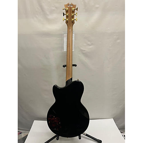 D'Angelico Used D'Angelico Deluxe Atlantic Baritone Black Solid Body Electric Guitar Black