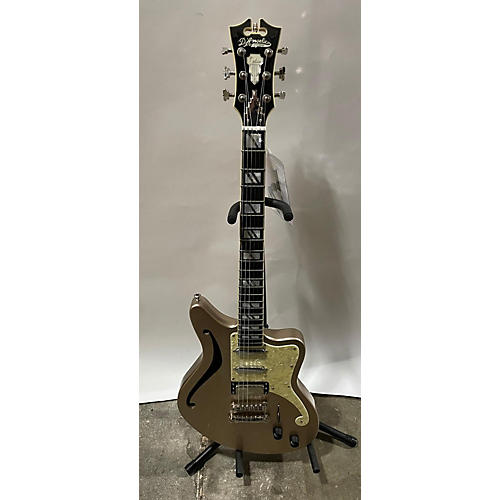 D'Angelico Used D'Angelico Deluxe Bedford SH Gold Hollow Body Electric Guitar Gold