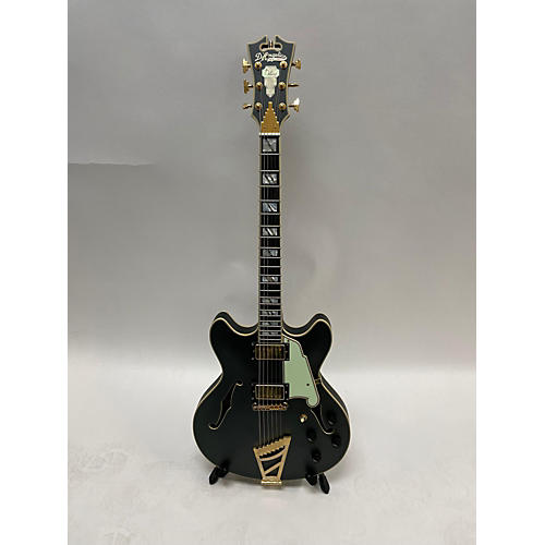 D'Angelico Used D'Angelico Deluxe DC LE Matte Charcoal Hollow Body Electric Guitar Matte Charcoal