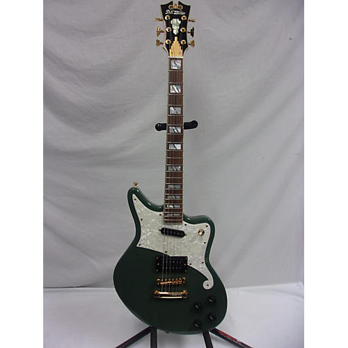 D'Angelico Used D'Angelico Deluxe Series Bedford Hunter Green Hollow Body Electric Guitar Hunter Green