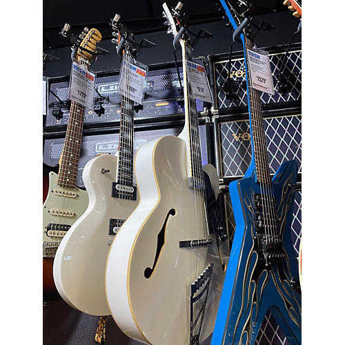 D'Angelico Used D'Angelico EXL-1 Alpine White Hollow Body Electric Guitar Alpine White