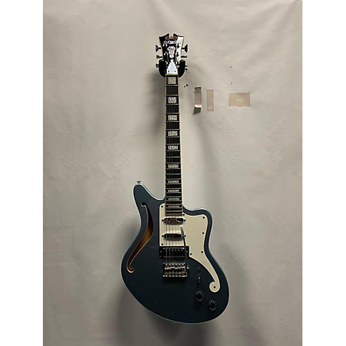 D'Angelico Used D'Angelico Premier Series Bedford SH Limited-Edition Electric Guitar With Tremolo Blue Hollow Body Electric Guitar Blue