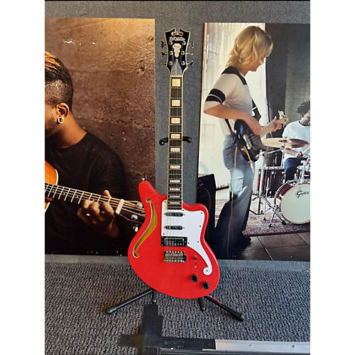 D'Angelico Used D'Angelico Premier Series Bedford SH Limited-Edition Fiesta Red Solid Body Electric Guitar Fiesta Red