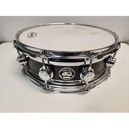 DW Used DW 14X5  Collectors Edge Snare Drum Black Black 210