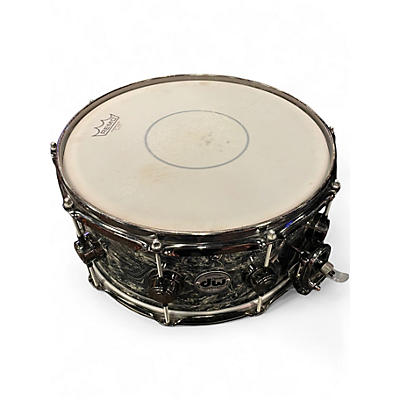 Used DW 14X7 COLLECTOR'S SERIES MAPLE STANDARD MARBLE GREY Drum