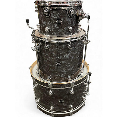 Used DW 3 Piece Performance Series BLACK DIAMOND Drum Kit BLACK DIAMOND