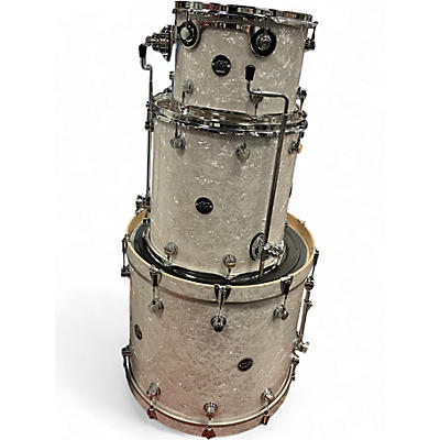 Used DW 3 Piece Performance Series White Marine Drum Kit
