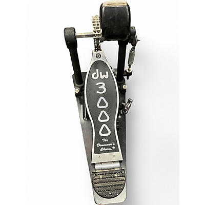 Used DW 3000 Series Single Single Bass Drum Pedal