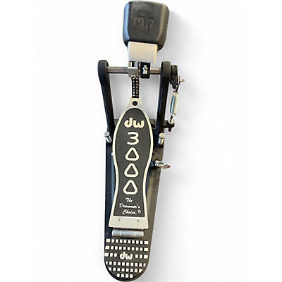 Used DW 3000 Series Single Single Bass Drum Pedal