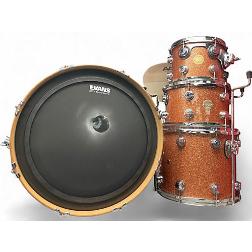 Used DW 4 Piece Collector's Series CHAMPAGNE SPARKLE Drum Kit CHAMPAGNE SPARKLE