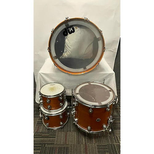 DW Used DW 4 piece Collector's HVLT Cherry Drum Kit Cherry