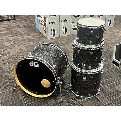 DW Used DW 4 piece Performance Series Black Diamond Pearl Drum Kit