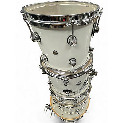 Used DW 5 Piece Design Series Arctic White Drum Kit