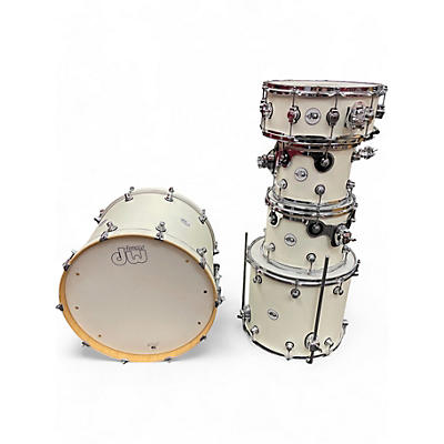 Used DW 5 Piece Design Series Classic White Drum Kit