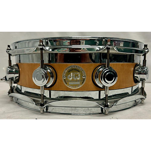 DW Used DW 5.5X14 Collector's Edge Series Finish Ply Snare Drum Natural Natural 10