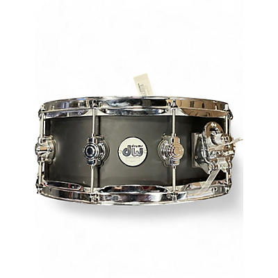 Used DW 5.5X14 Design Series Snare MATTE BLACK Drum