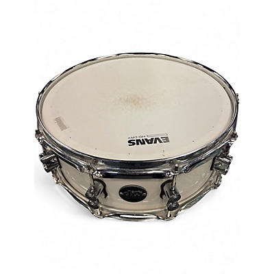Used DW 5.5X14 Performance Series Snare Alpine White Drum