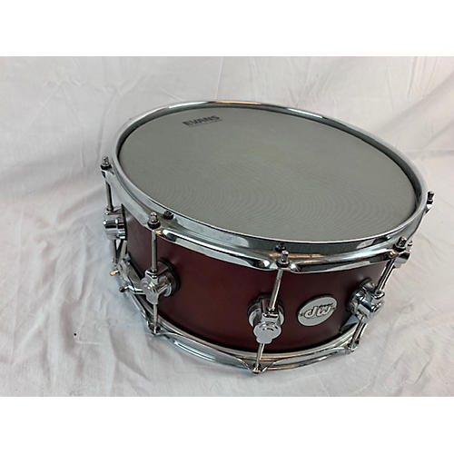 DW Used DW 7X14 Design Series Snare Drum Maroon Maroon 17