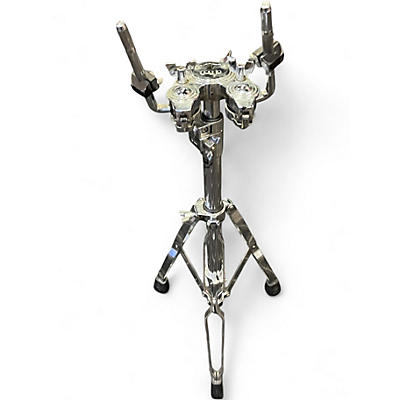 Used DW 9000 SERIES Rack Stand