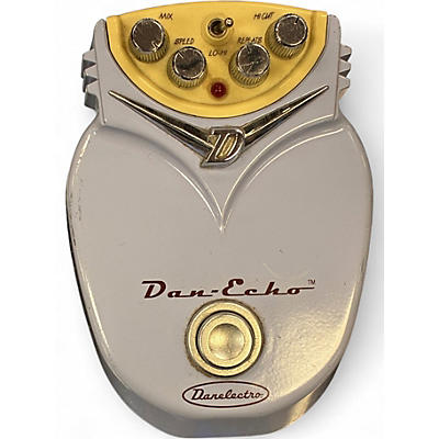 Used Danelectro DE1 Dan-Echo Effect Pedal