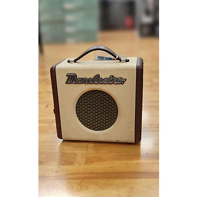 Danelectro Used Danelectro Dirty Thirty Battery Powered Amp