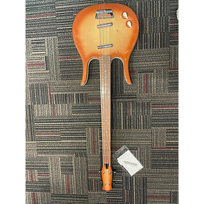 Danelectro Used Danelectro LONGHORN 2 Color Sunburst Electric Bass Guitar