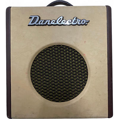 Used Danelectro Nifty Seventy  Guitar Combo Amp
