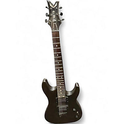 Used Dean Vendetta XM Walnut Solid Body Electric Guitar