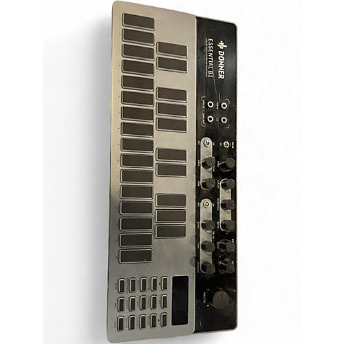 Used Donner B1 ANALOG BASS SYNTHESIZER AND SEQUENCER Synthesizer