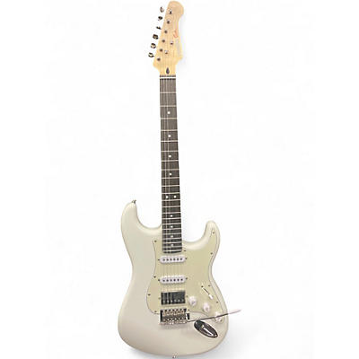 Used Donner SEEKER White Solid Body Electric Guitar