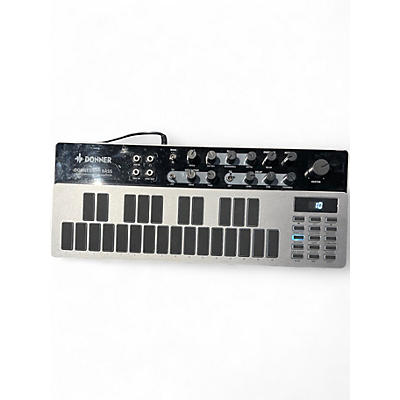 Used Donner SYN BASS Synthesizer