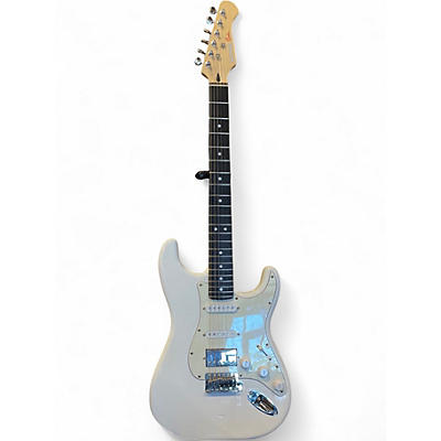 Used Donner Seeker Series HSS Strat Alpine White Solid Body Electric Guitar