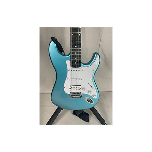 Donner Used Donner Stratocaster Style Designer Series Ice Blue Metallic Solid Body Electric Guitar Ice Blue Metallic