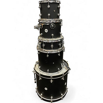 Used Dw  5 Piece design series Satin Black Drum Kit
