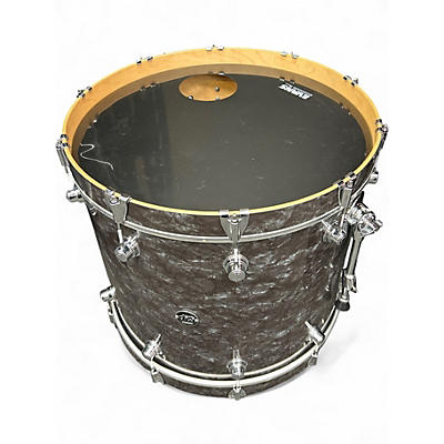 Used Dw 5 Piece performance series  black diamond Drum Kit