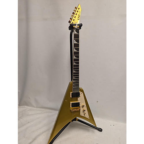 ESP Used ESP ESP LTD KH-V Kirk Hammett Signature Metallic Gold Solid Body Electric Guitar Metallic Gold