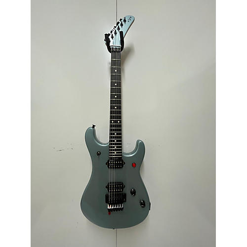 EVH Used EVH 5150 Series Standard Ice Blue Metallic Solid Body Electric Guitar Ice Blue Metallic