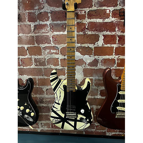 EVH Used EVH Striped Series Eruption '78 Black And White Solid Body Electric Guitar Black and White