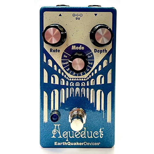 EarthQuaker Devices Used EarthQuaker Devices Aqueduct Vibrato Effect Pedal