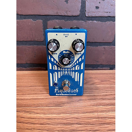 EarthQuaker Devices Used EarthQuaker Devices Aqueduct Vibrato Effect Pedal