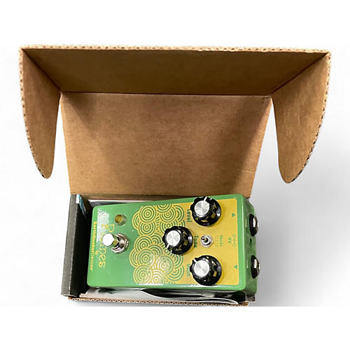 EarthQuaker Devices Used EarthQuaker Devices Plumes Small Signal Shredder Overdrive Effect Pedal