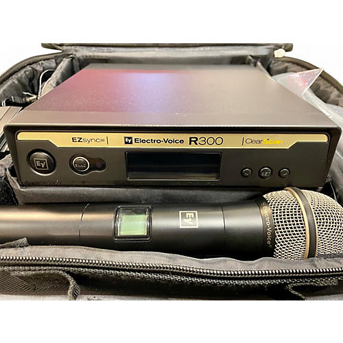 Electro-Voice Used Electro-Voice R300 Handheld Wireless System