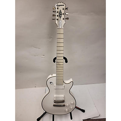 Epiphone Used Epiphone Matt Heafy Les Paul Custom 7 Snofall White Solid Body Electric Guitar