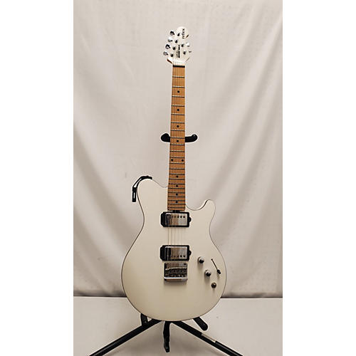 Ernie Ball Music Man Used Ernie Ball Music Man Reflex White Solid Body Electric Guitar White