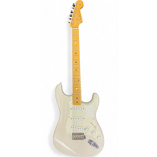 Fender Used Fender 1950's American Original Stratocaster White Solid Body Electric Guitar White