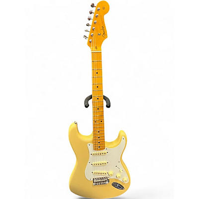 Used Fender 1957 American Vintage Stratocaster Blonde Solid Body Electric Guitar