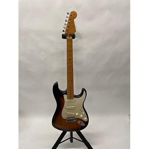 Fender Used Fender 1957 Reissue Stratocaster 2 Tone Sunburst Solid Body Electric Guitar 2 Tone Sunburst